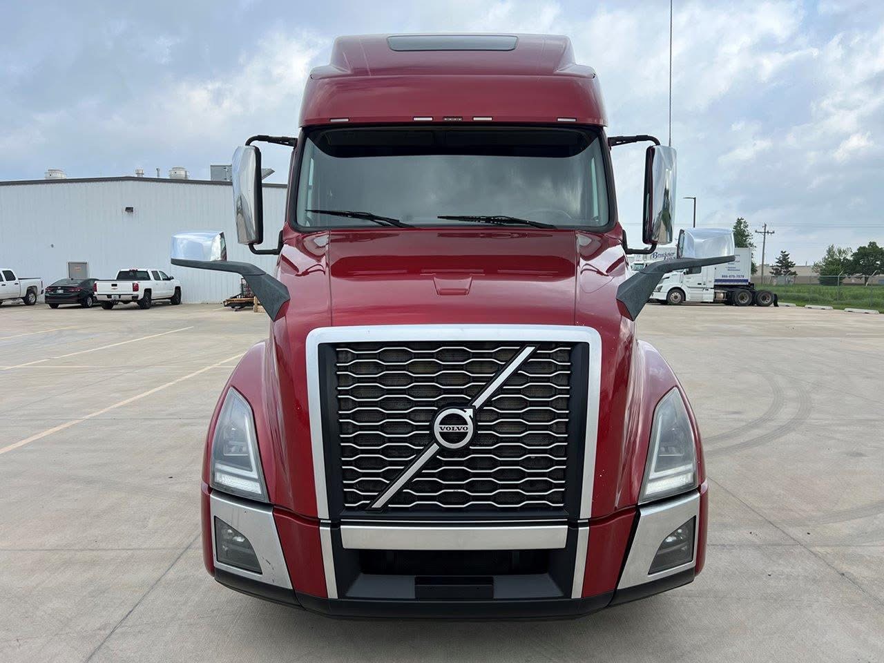 2023 Freightliner Cascadia 126